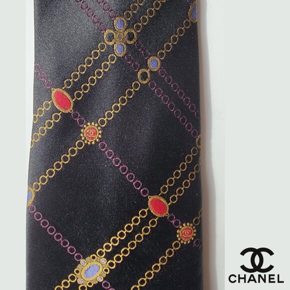 CHANEL Men's Vintage Tie 100% Silk Made in Italy black chain stripes and CCs - Picture 1 of 4